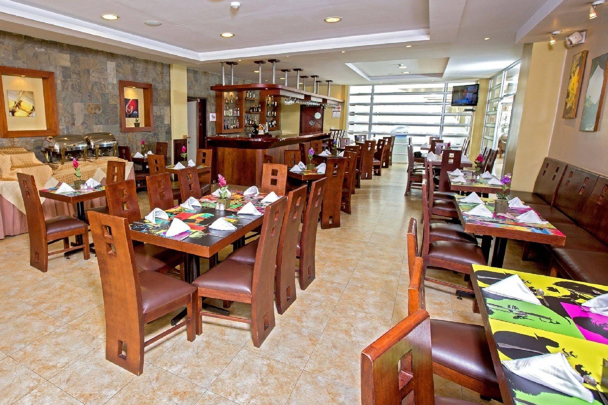 Hotel Ambato Eksteriør billede