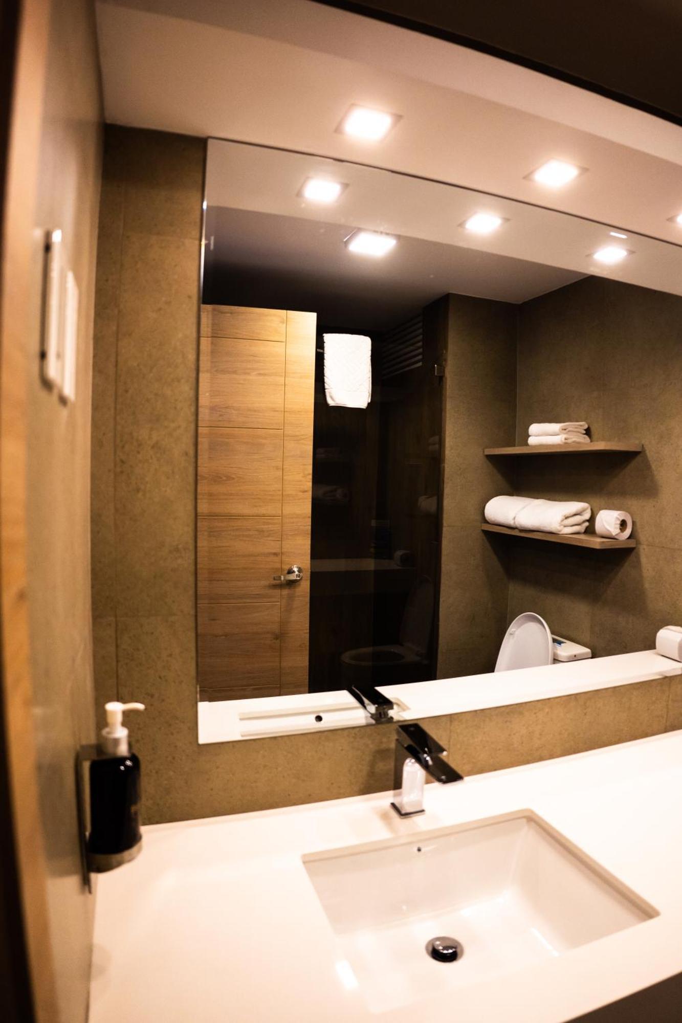Hotel Ambato Eksteriør billede