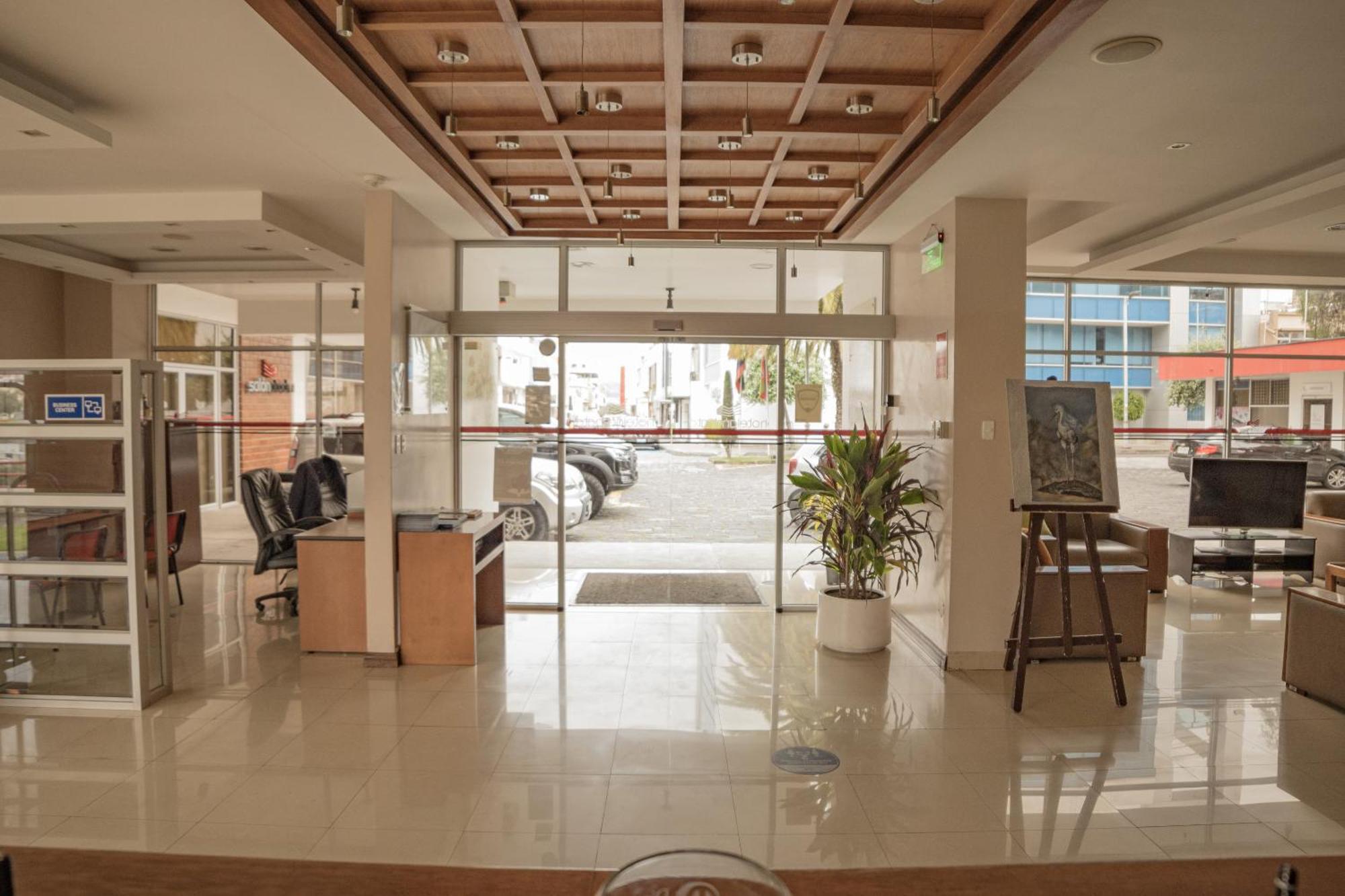 Hotel Ambato Eksteriør billede