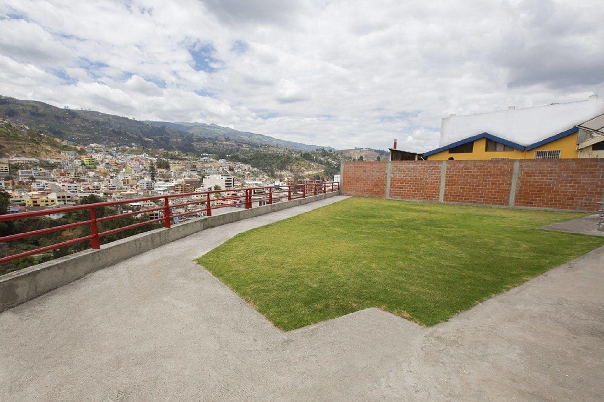 Hotel Ambato Eksteriør billede